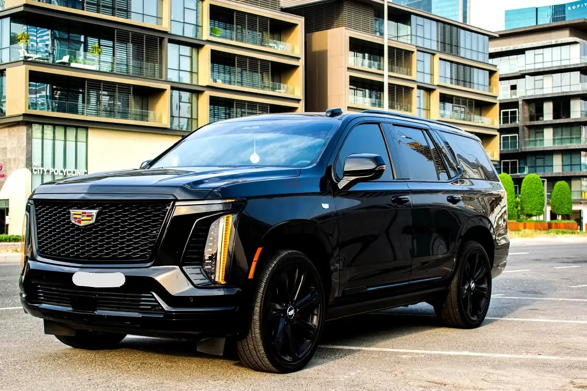 Cadillac Escalade 6.2 AT RWD (420 hp)