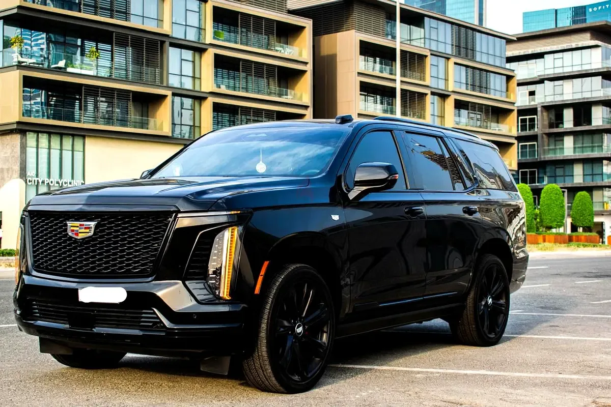 Cadillac Escalade 6.2 AT RWD (420 hp) - 4