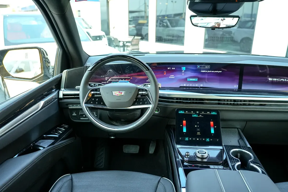 Cadillac Escalade 6.2 AT RWD (420 حصان) - 10