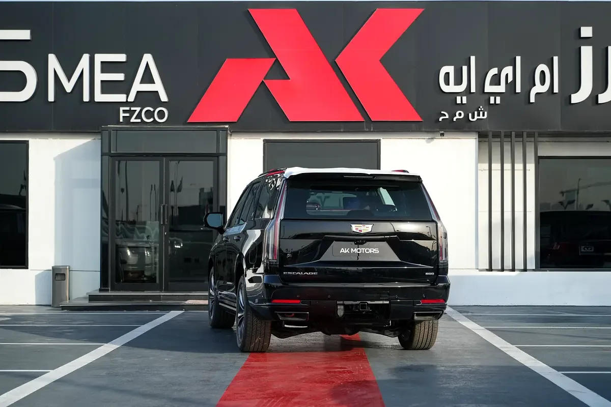 Cadillac Escalade 6.2 AT RWD (420 حصان) - 4