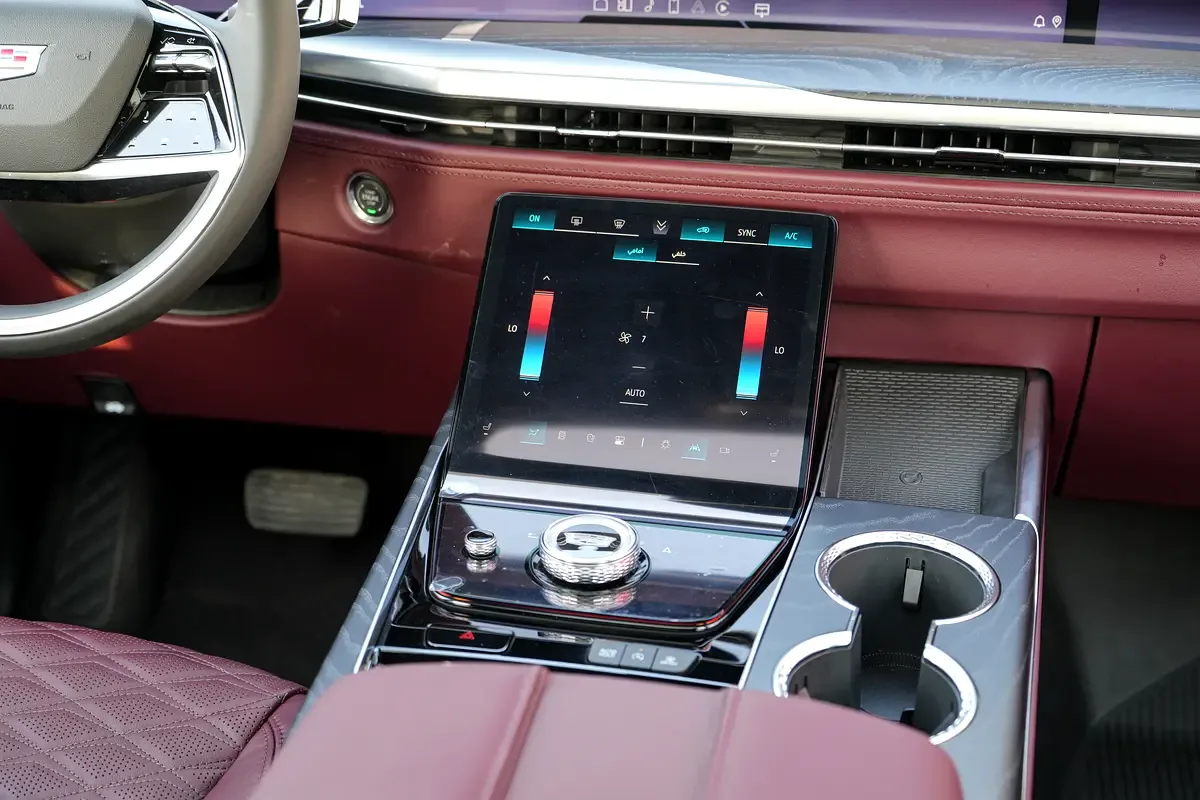 Cadillac Escalade 6.2 AT RWD (420 حصان) - 12