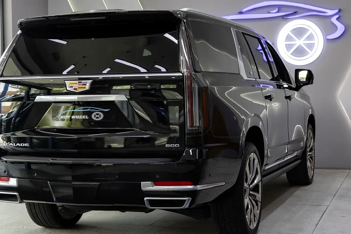 Cadillac Escalade 6.2 AT RWD (420 حصان) - 5