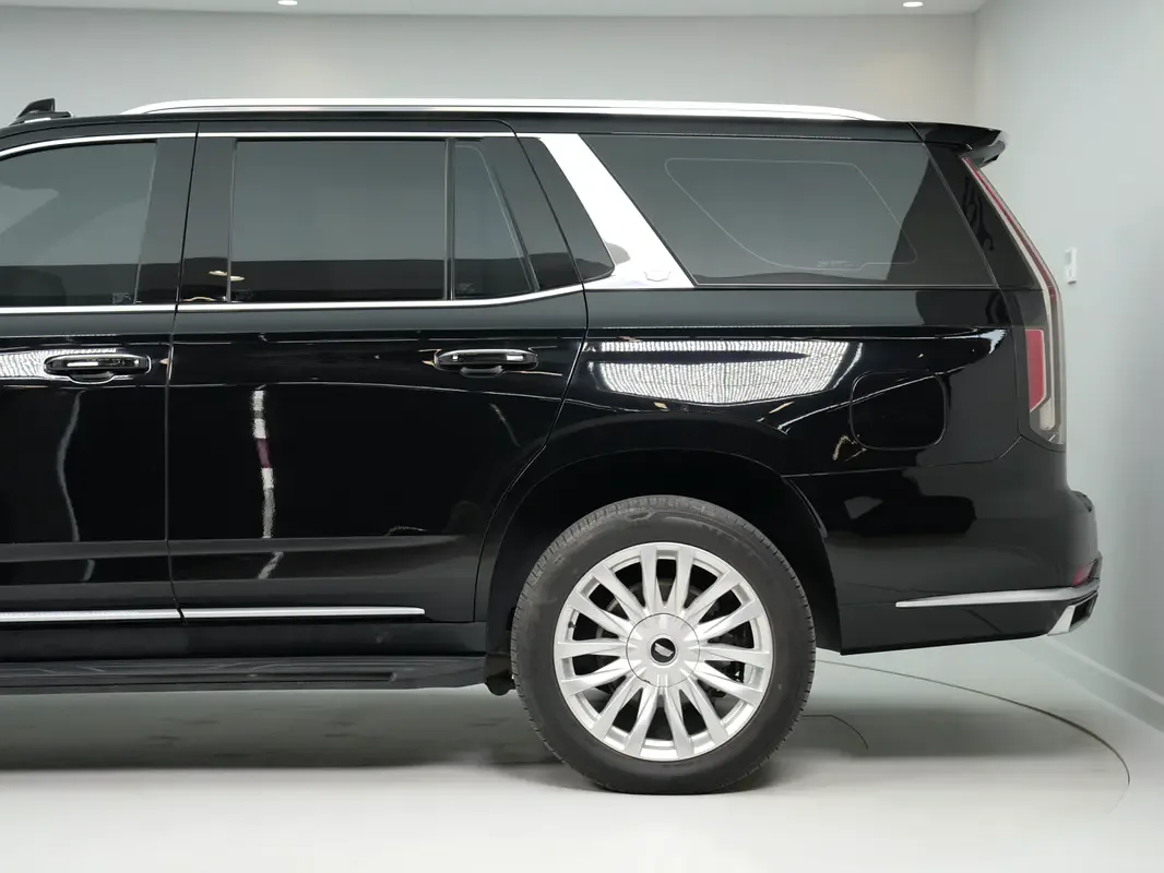 Cadillac Escalade 6.2 AT RWD (420 حصان) - 5