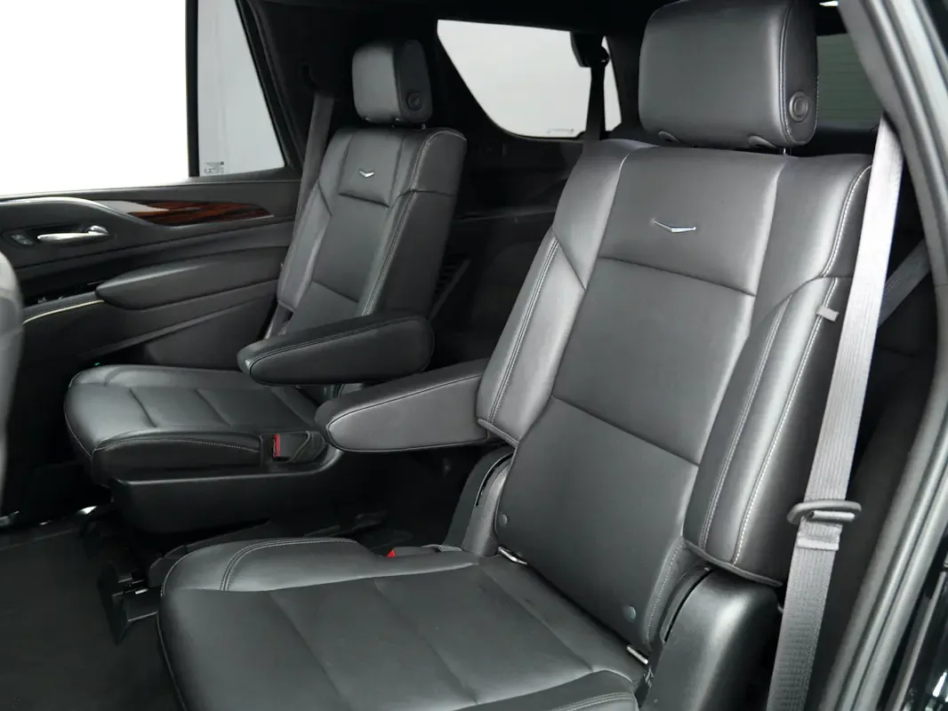 Cadillac Escalade 6.2 AT RWD (420 حصان) - 13