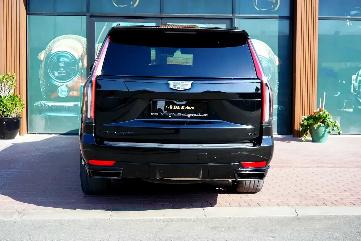 Cadillac Escalade 6.2 AT RWD (420 hp) - 6