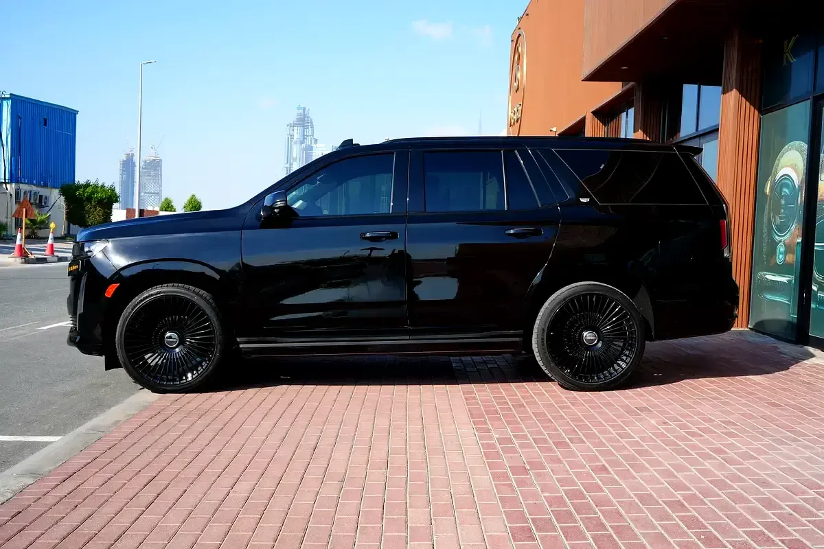 Cadillac Escalade 6.2 AT RWD (420 hp) - 9