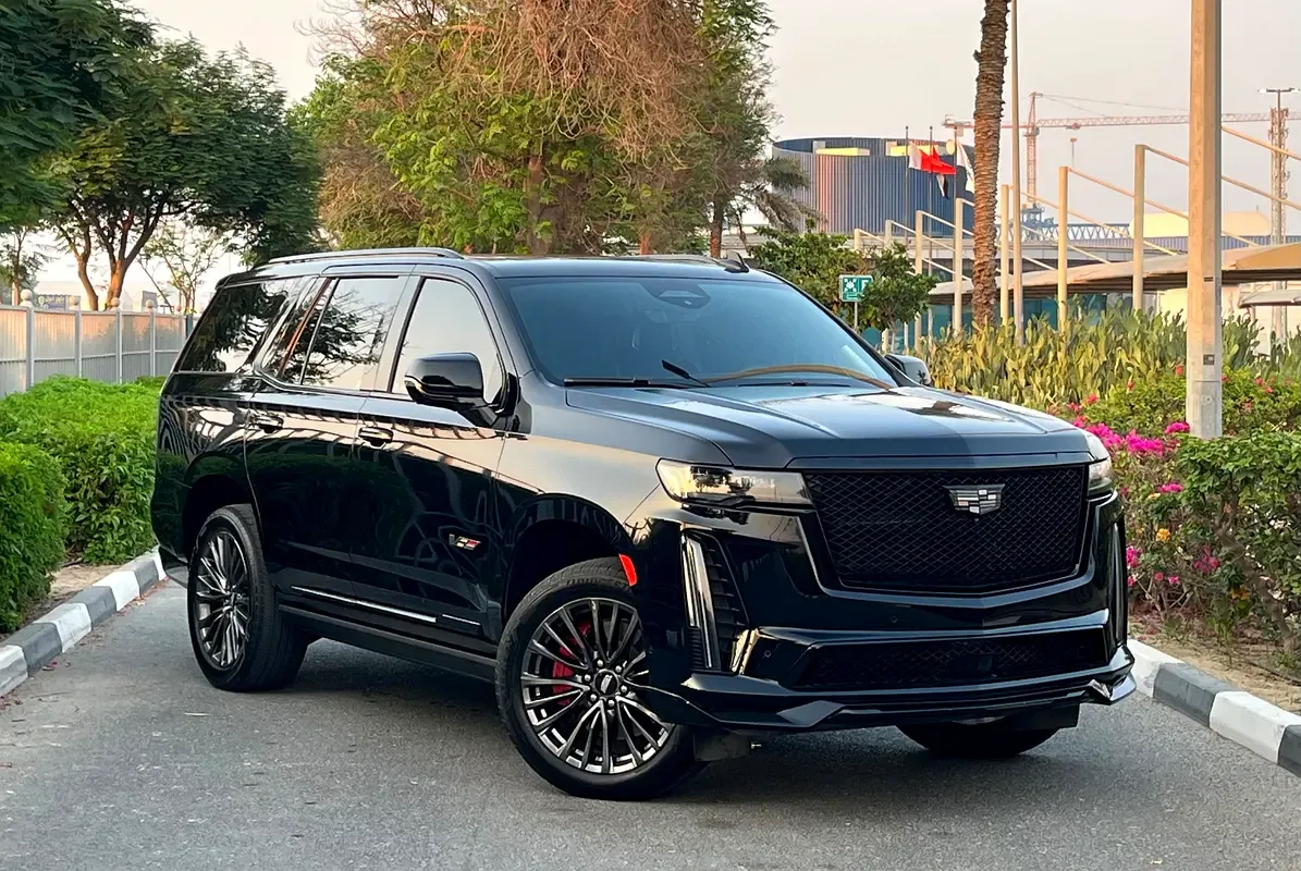 Cadillac Escalade 6.2 AT RWD (420 حصان) - 3