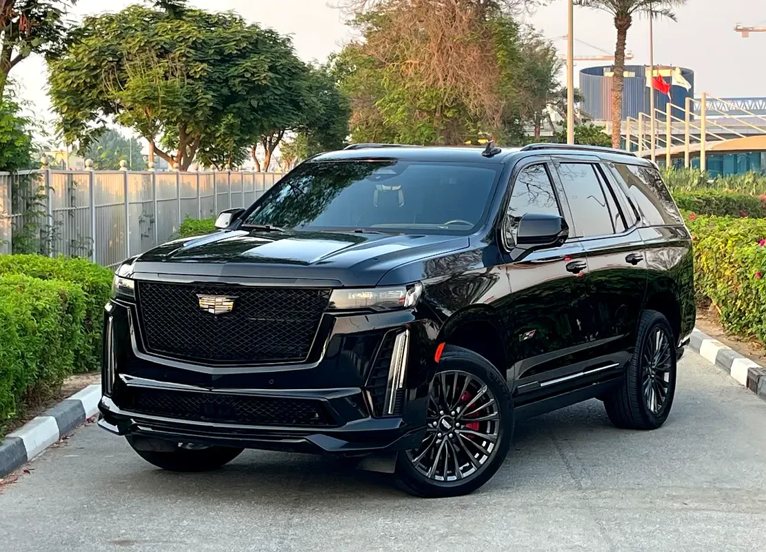 Cadillac Escalade 6.2 AT RWD (420 حصان)