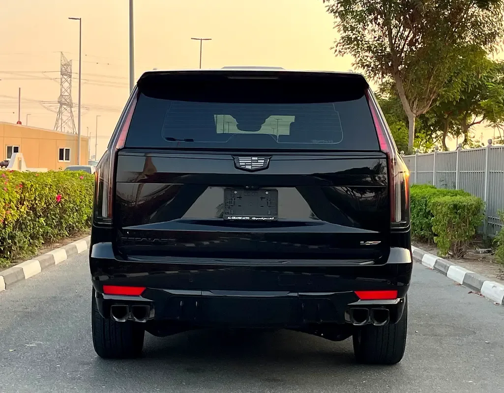 Cadillac Escalade 6.2 AT RWD (420 حصان) - 5