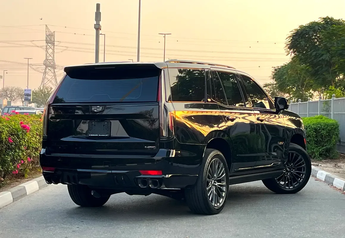 Cadillac Escalade 6.2 AT RWD (420 حصان) - 4