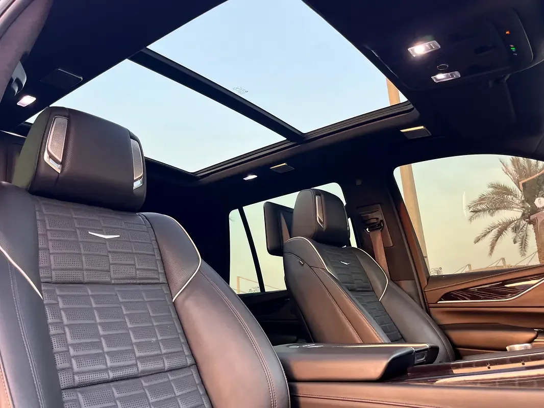 Cadillac Escalade 6.2 AT RWD (420 حصان) - 12