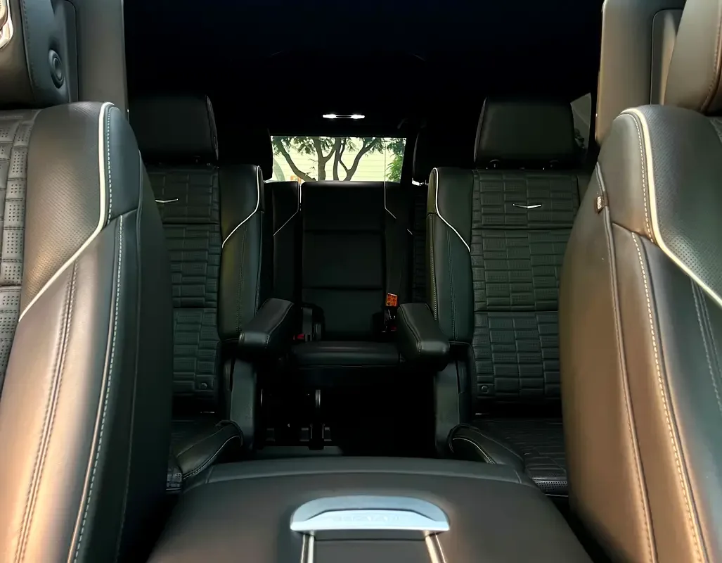 Cadillac Escalade 6.2 AT RWD (420 حصان) - 15