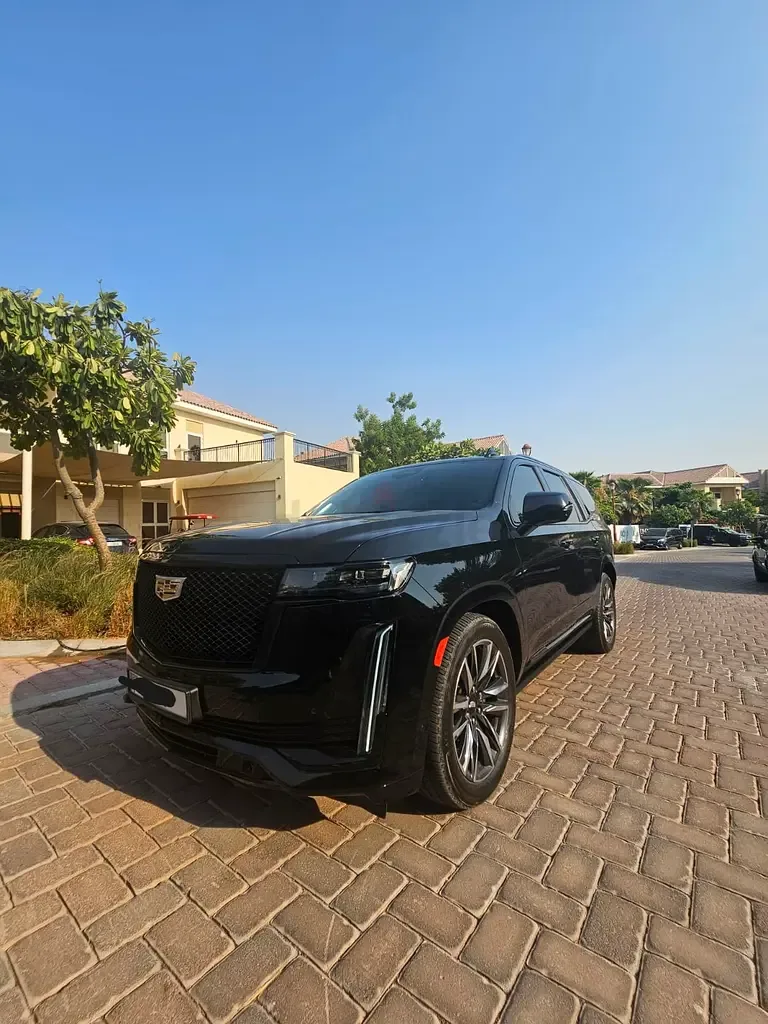 Cadillac Escalade 6.2 AT RWD (420 hp)