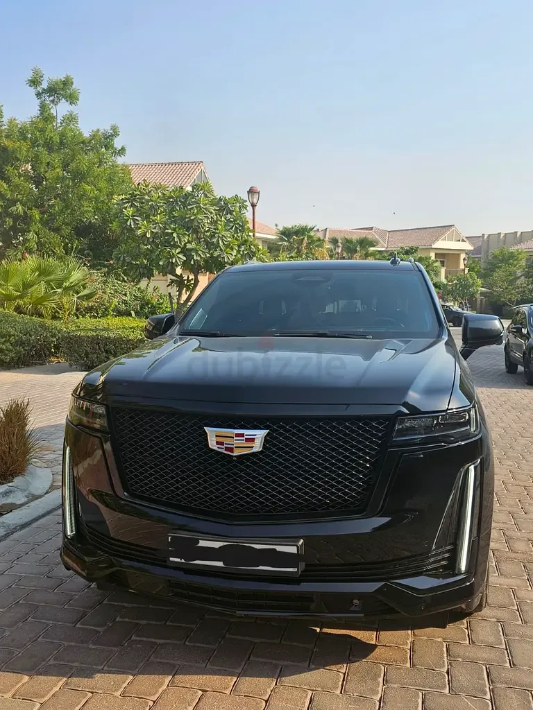Cadillac Escalade 6.2 AT RWD (420 hp) - 3