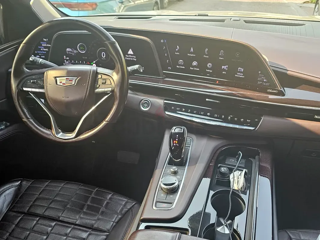Cadillac Escalade 6.2 AT RWD (420 hp) - 5