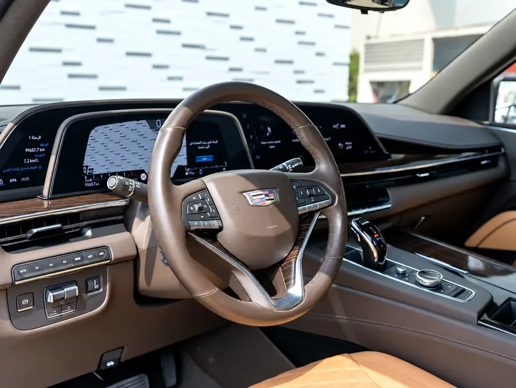 Cadillac Escalade 6.2 AT RWD (420 hp) - 13