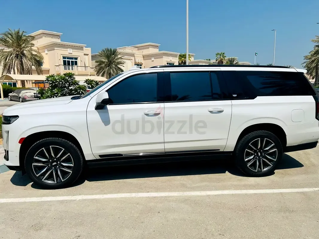 Cadillac Escalade 6.2 AT RWD (420 حصان) - 3