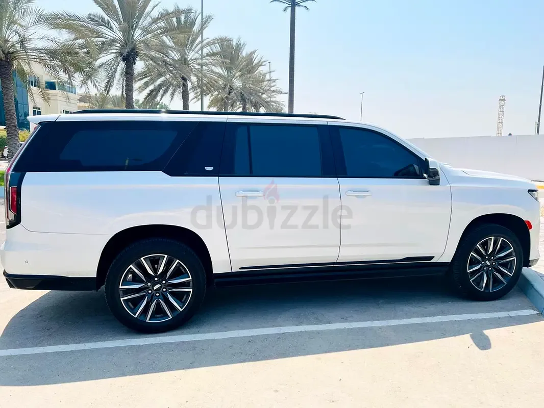 Cadillac Escalade 6.2 AT RWD (420 حصان) - 2