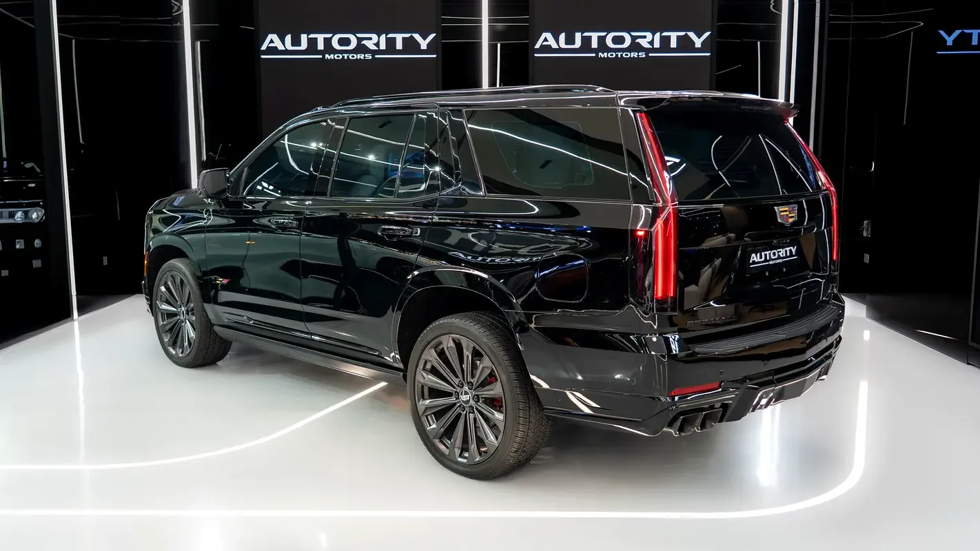Cadillac Escalade 6.2 AT RWD (420 hp) - 7