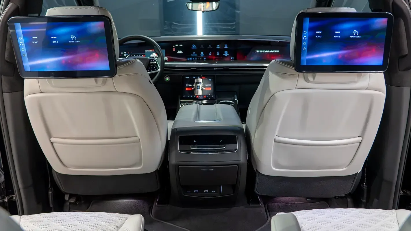 Cadillac Escalade 6.2 AT RWD (420 hp) - 17