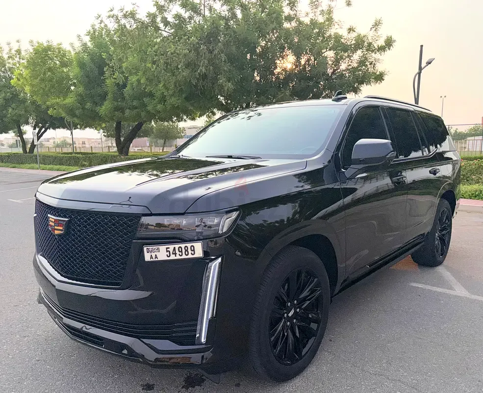 Cadillac Escalade 6.2 AT RWD (420 حصان) - 2