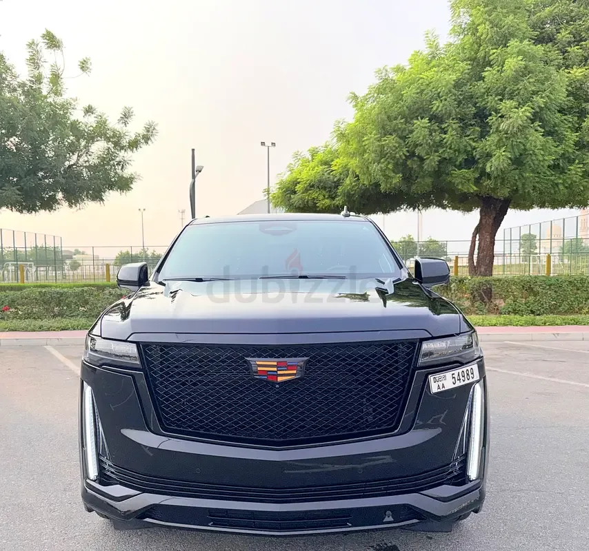 Cadillac Escalade 6.2 AT RWD (420 حصان)