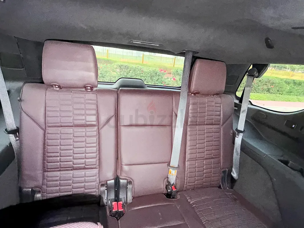 Cadillac Escalade 6.2 AT RWD (420 حصان) - 10