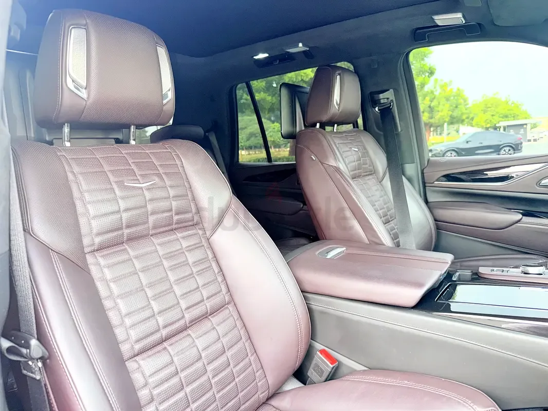 Cadillac Escalade 6.2 AT RWD (420 حصان) - 16