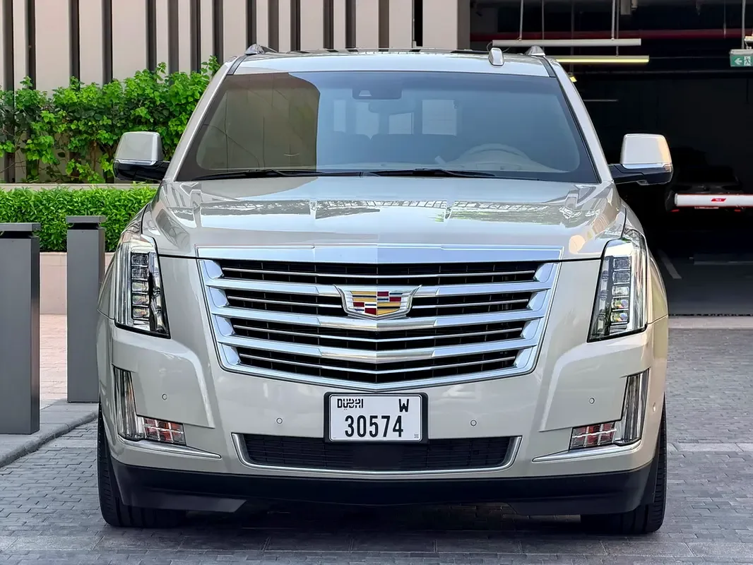 Cadillac Escalade 6.2 V8 AT 4WD (426 hp) - 2