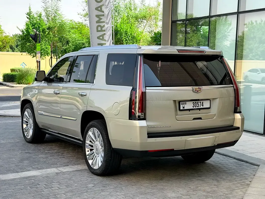 Cadillac Escalade 6.2 V8 AT 4WD (426 hp) - 5