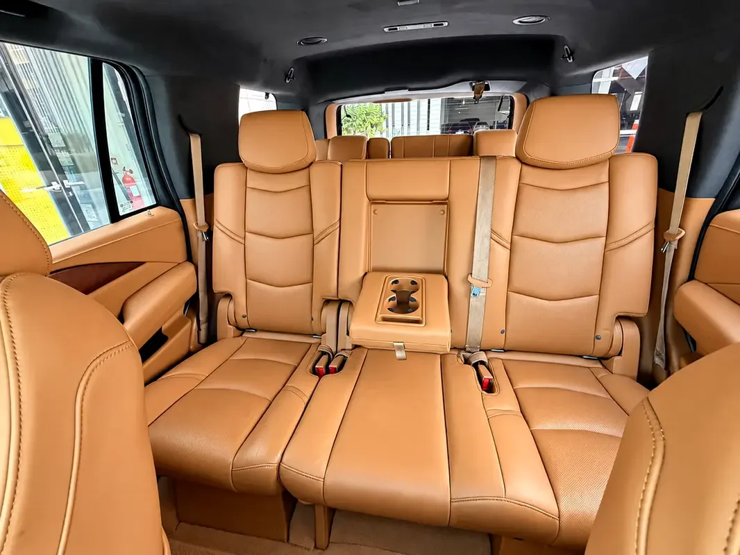 Cadillac Escalade 6.2 V8 AT 4WD (426 hp) - 11