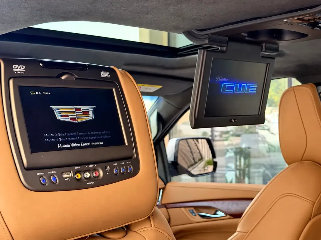 Cadillac Escalade 6.2 V8 AT 4WD (426 hp) - 12