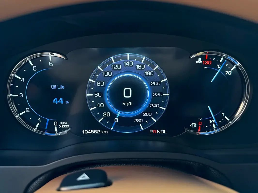 Cadillac Escalade 6.2 V8 AT 4WD (426 hp) - 14