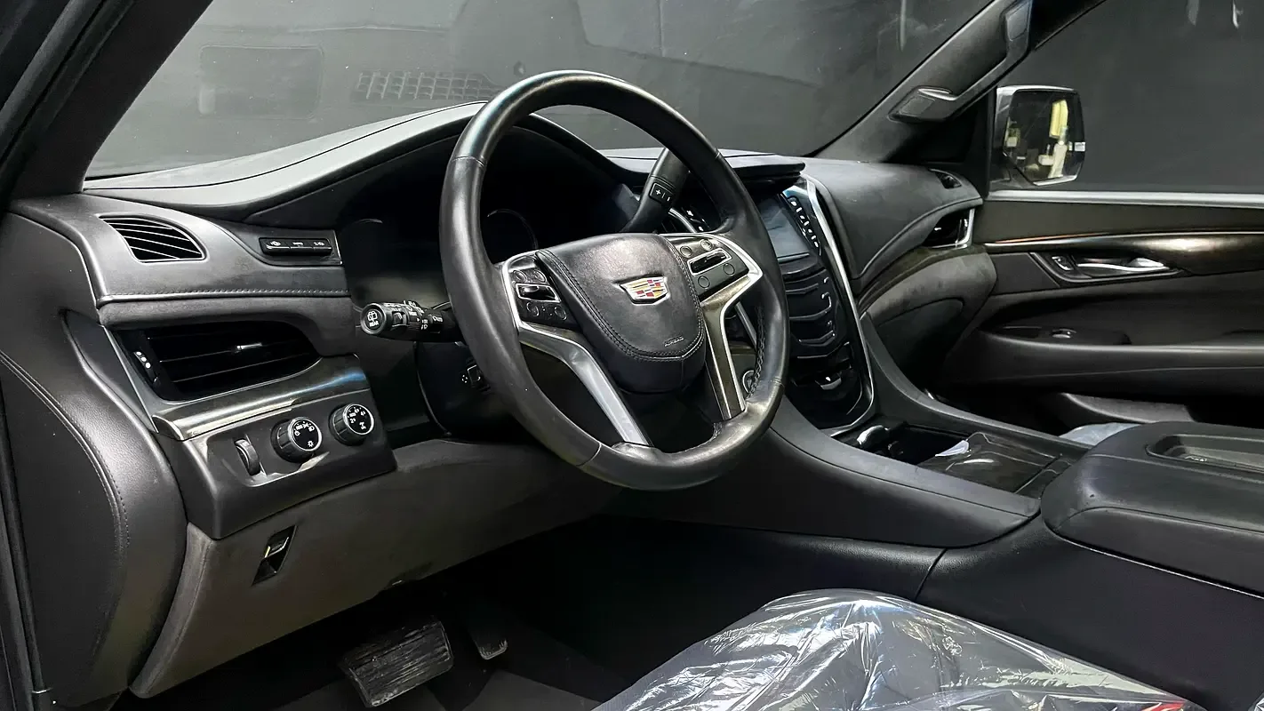 Cadillac Escalade 6.2 V8 AT 4WD ESV (426 hp) - 9