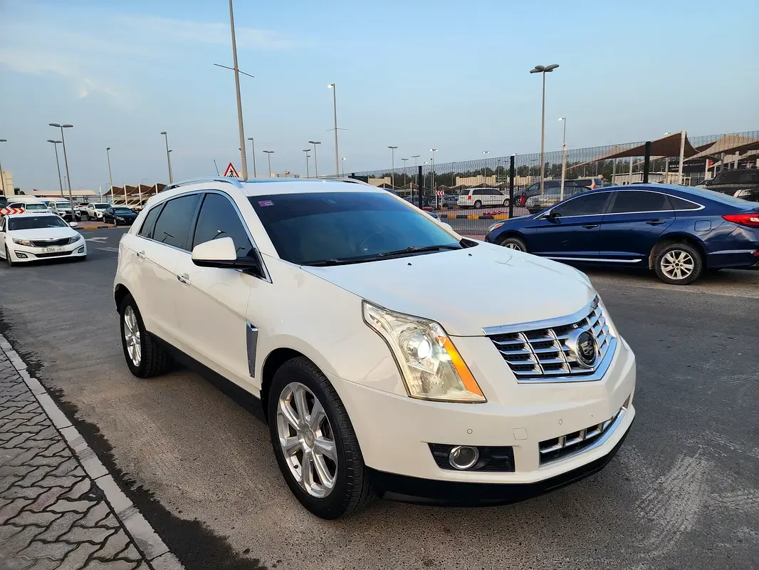 Cadillac SRX 3.6 AT AWD (318 hp)