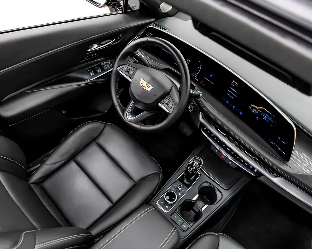 Cadillac XT4 2.0 AT (238 hp) - 7