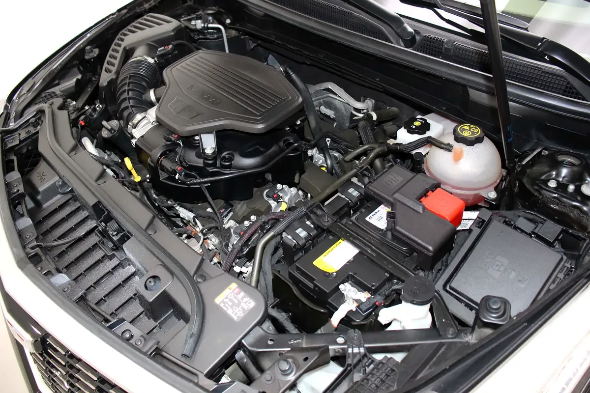 Cadillac XT5 3.7 AT 4WD (314 hp) - 10