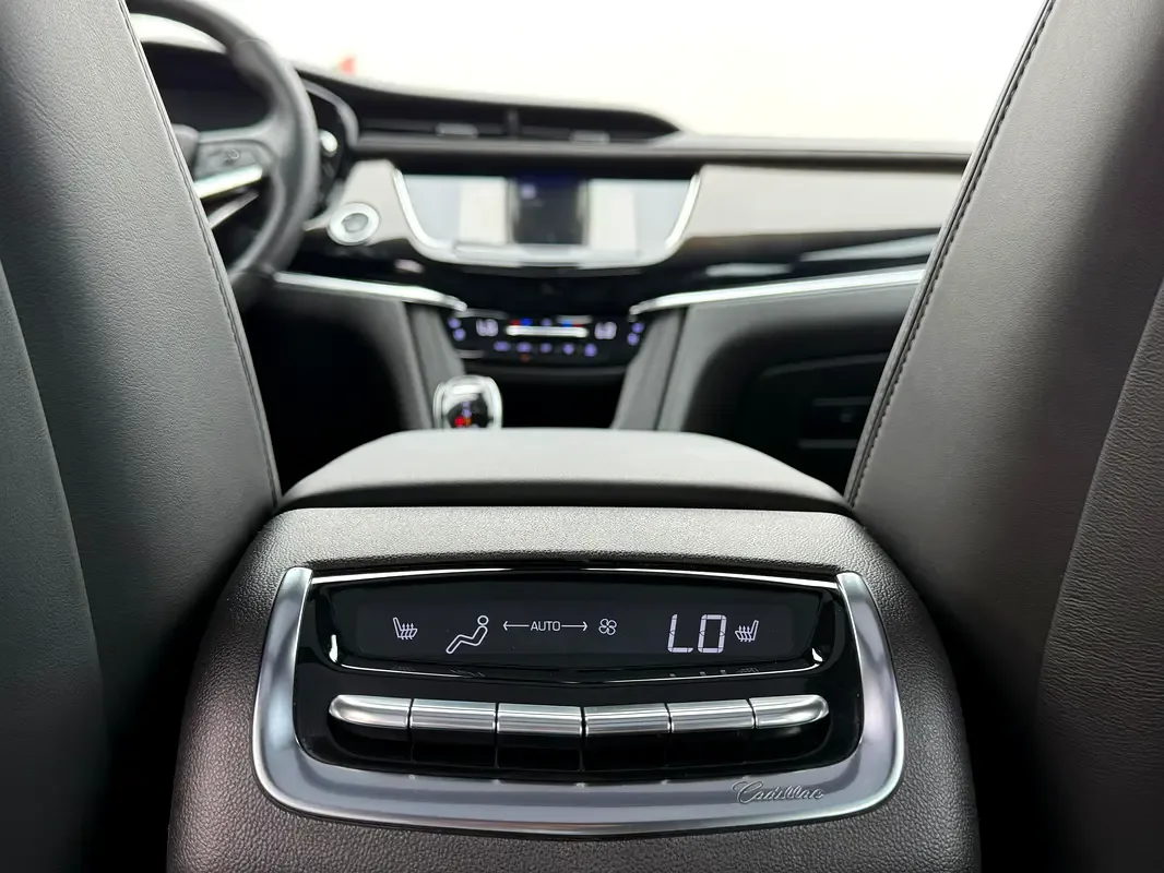 Cadillac XT6 3.7 AT (314 hp) - 13