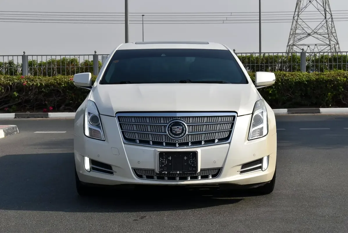 Cadillac XTS 3.6 AT 4WD (325 hp)