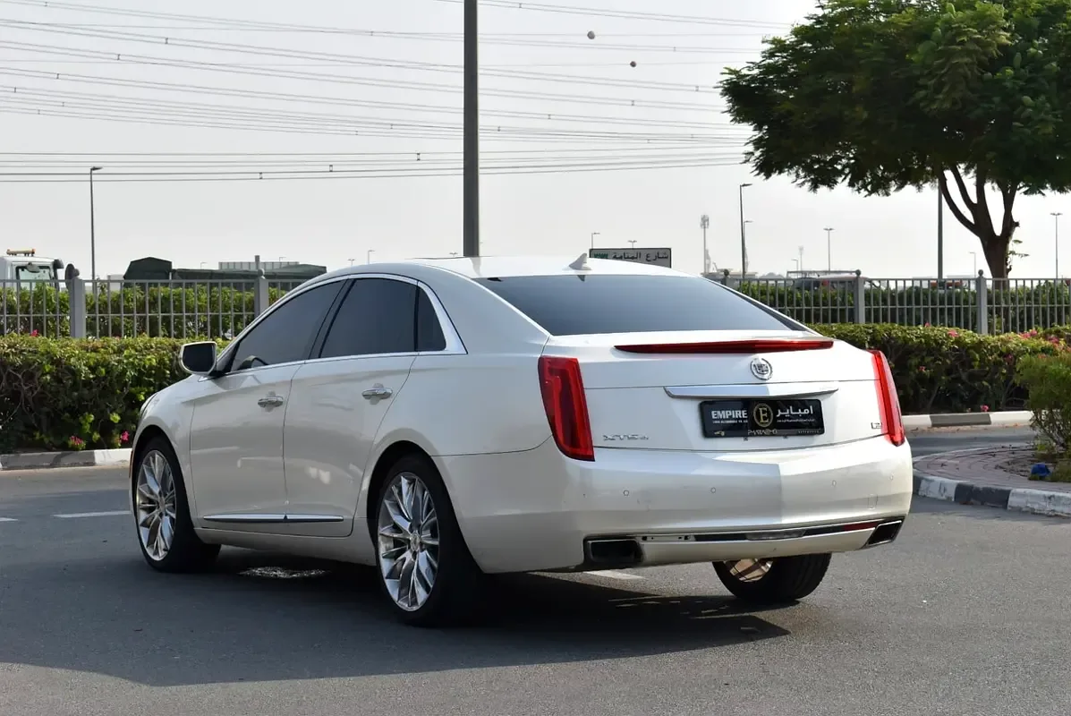 Cadillac XTS 3.6 AT 4WD (325 حصان) - 4