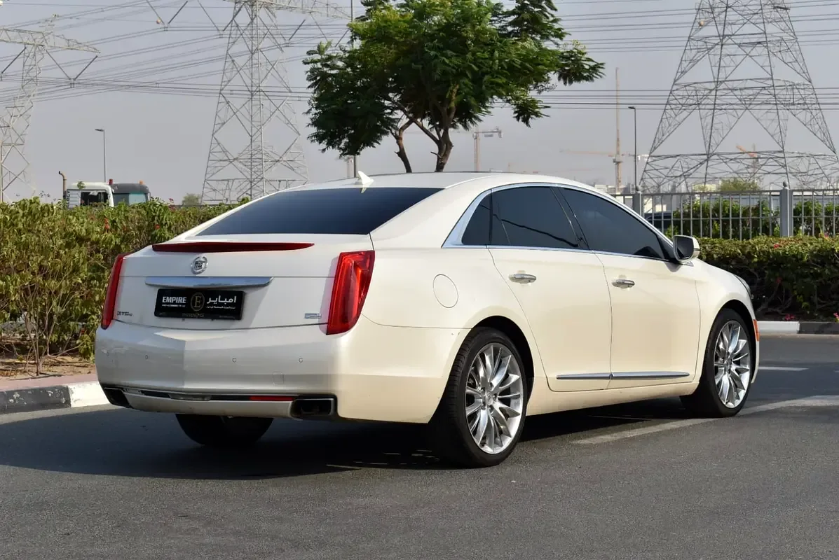 Cadillac XTS 3.6 AT 4WD (325 حصان) - 6