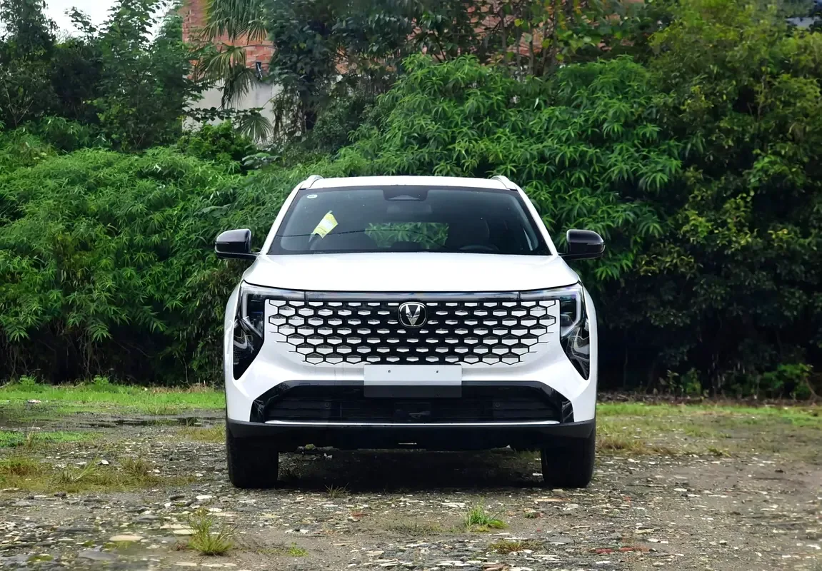 Changan CS55 Plus 1.5 AMT (192 hp)