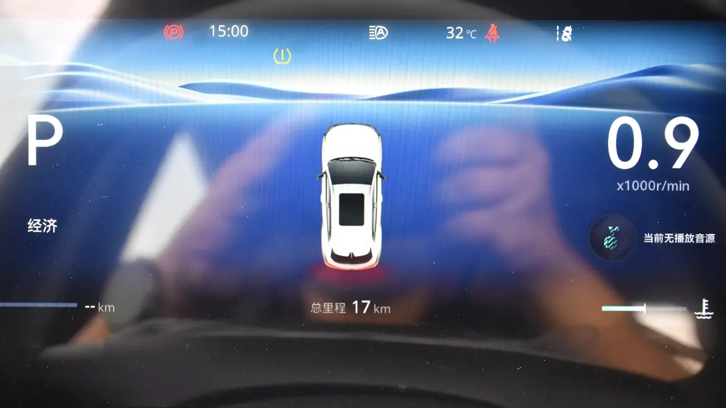 Changan CS55 Plus 1.5 AMT (192 حصان) - 6