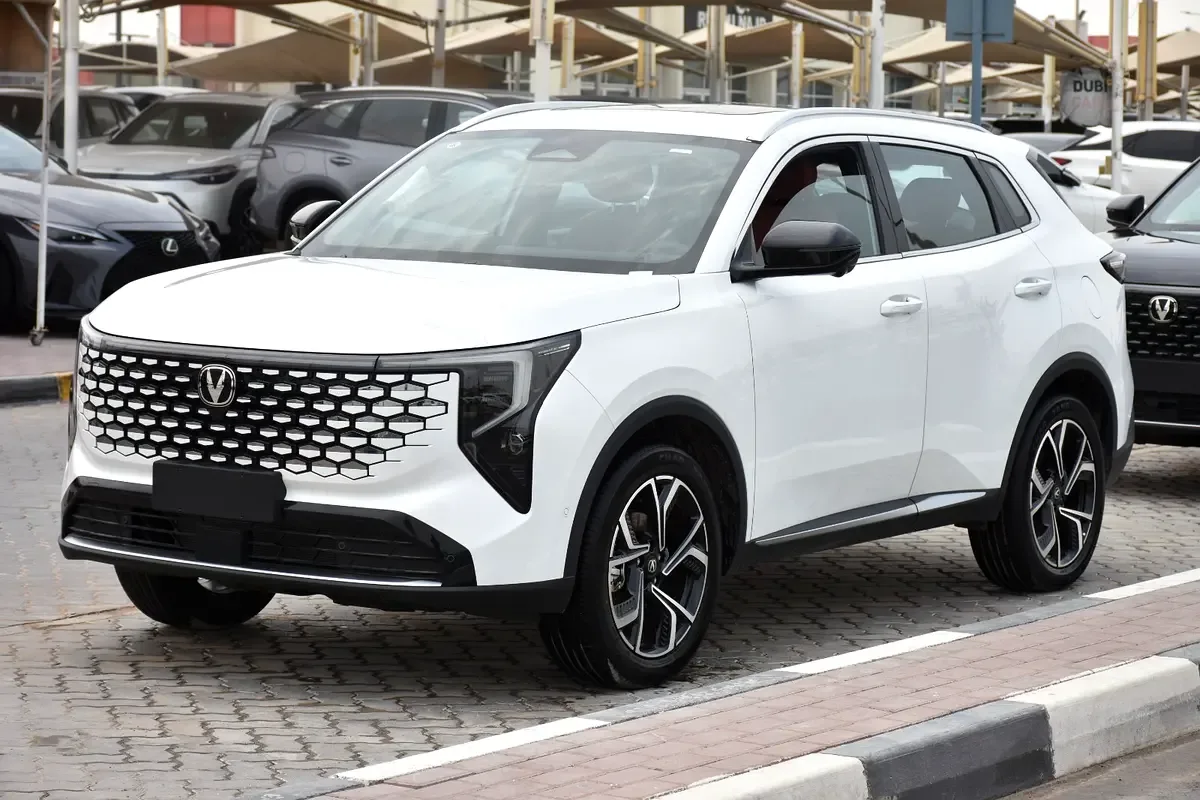 Changan CS55 Plus 1.5 AMT (192 حصان) - 3