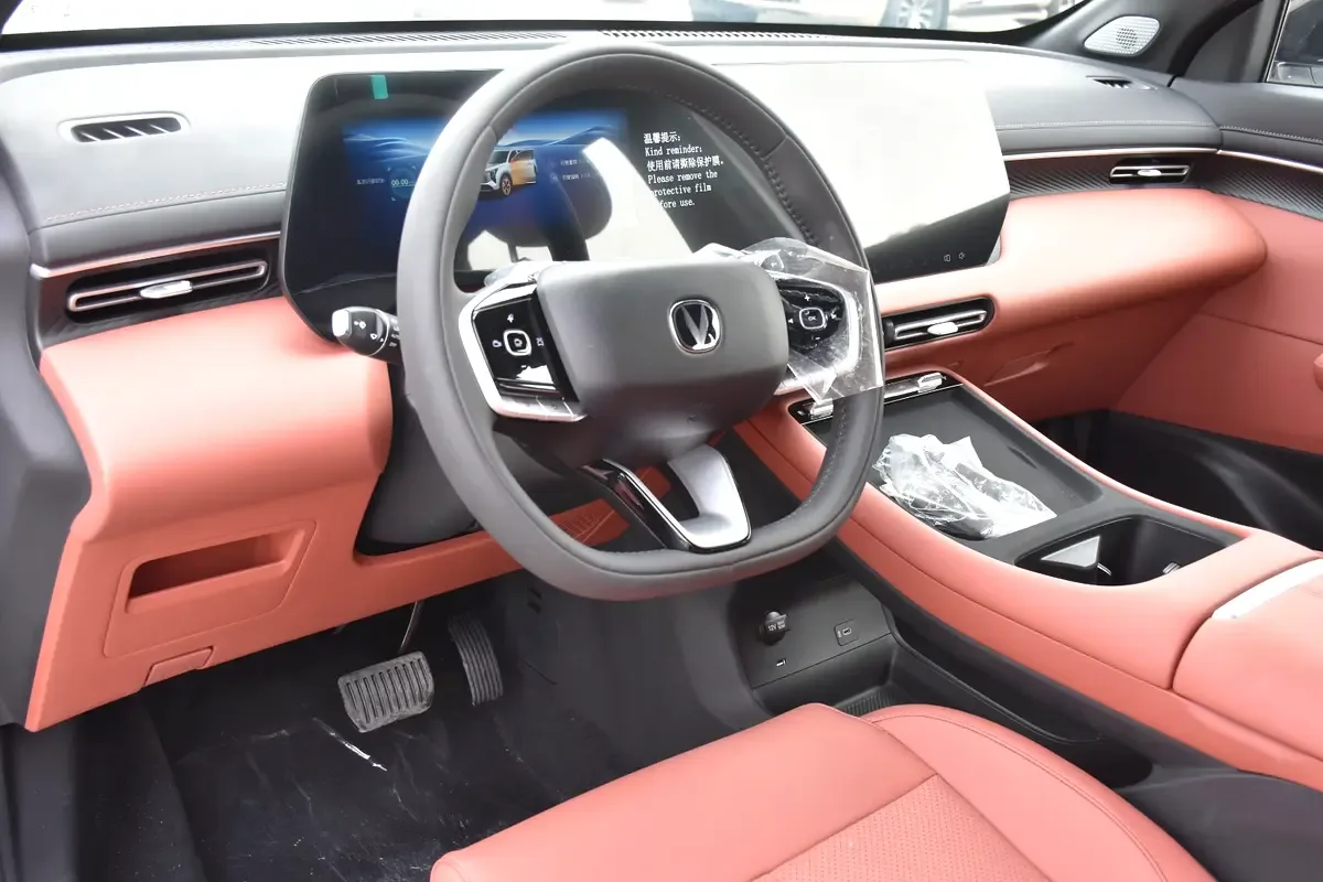 Changan CS55 Plus 1.5 AMT (192 حصان) - 9