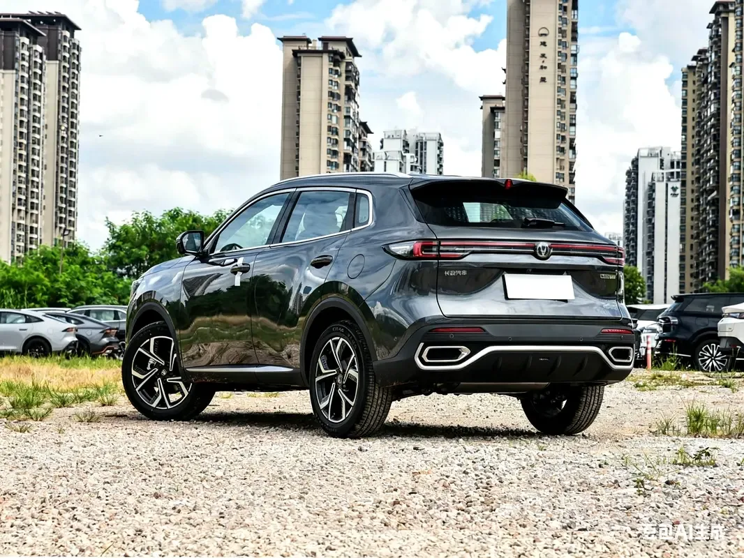 Changan CS55 Plus 1.5 AMT (192 hp) - 3
