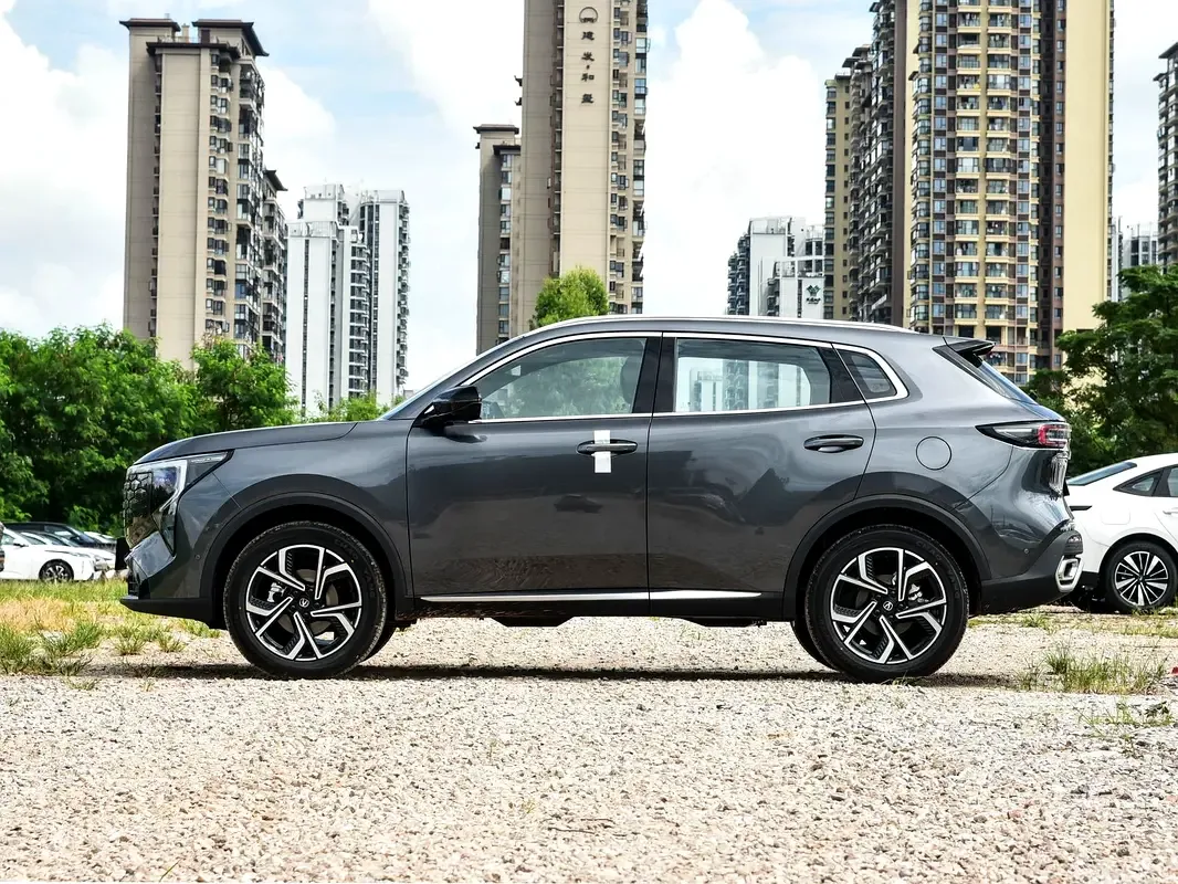 Changan CS55 Plus 1.5 AMT (192 hp) - 6
