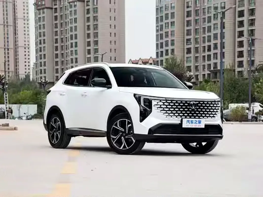 Changan CS55 Plus 1.5 AMT (192 hp)
