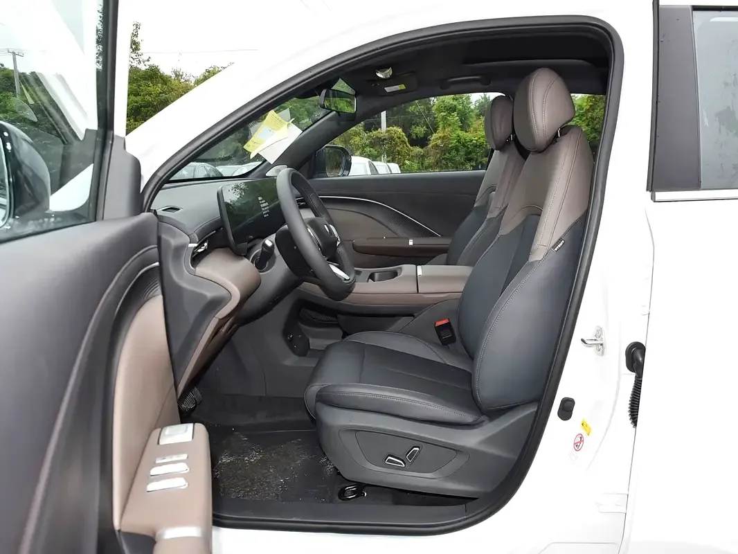 Changan CS55 Plus 1.5 AMT (192 حصان) - 8