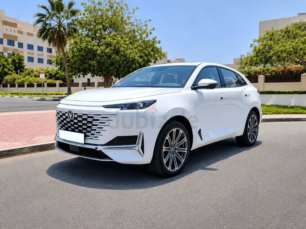 Changan UNI-K 2.0 AT (233 hp)